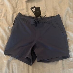 NWT Ten Thousand 5 inch Foundation Shorts